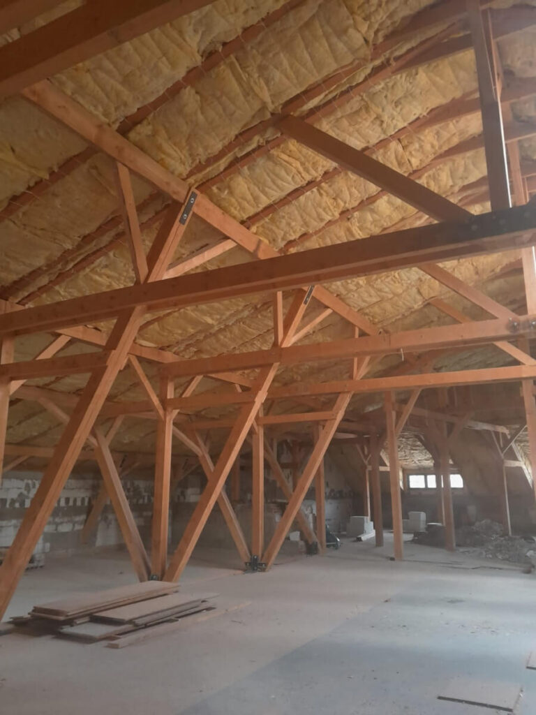 Střechy koněprusy Beroun