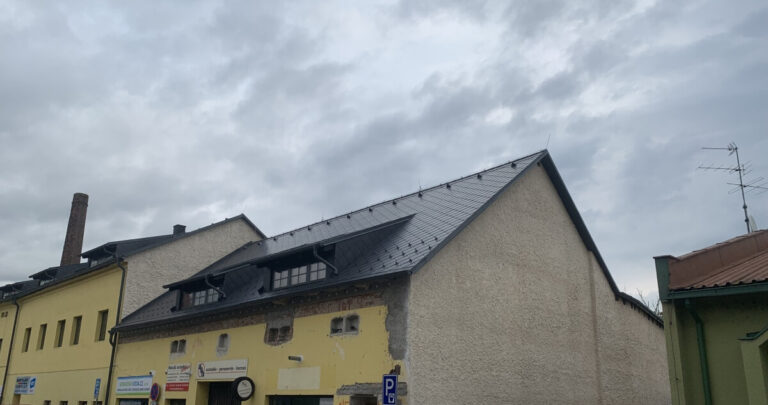 Střechy koněprusy Beroun