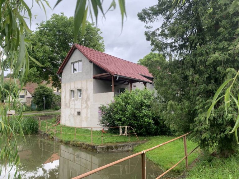 Střechy koněprusy Beroun