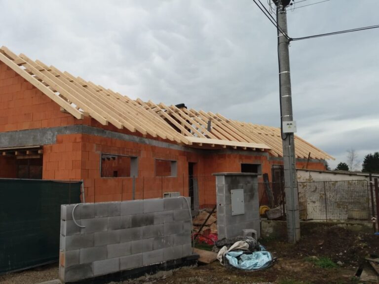 Střechy koněprusy Beroun