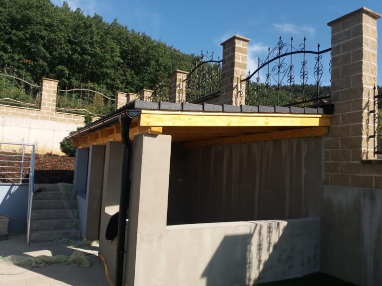 Střechy koněprusy Beroun